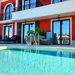 On The - Free Parking And Mineral Pools (adults Only) * Kranevo