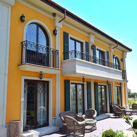 Ваканционно селище For 4 Or 6 Adults In Therma Village