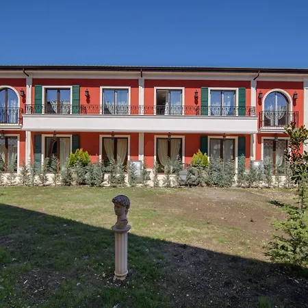 For 4 Or 6 Adults In Therma Village Holiday park